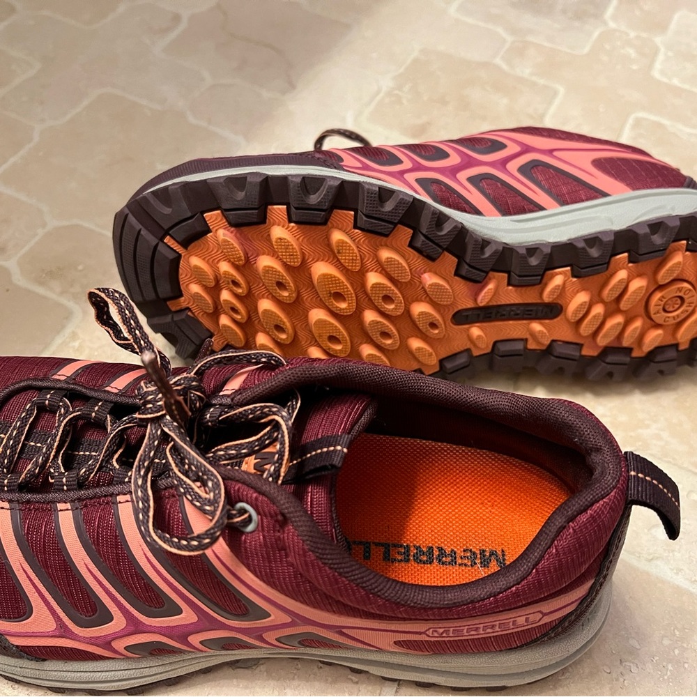 Merrell Women’s Beet Red/Fusion Coral Performance Sneakers. Size 9. Air Cushion. - Picture 6 of 7